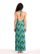 Su yeşili zigzag uzun pareo arkadan görünüm zarif kesim Made in Italy kumaş ile modern beachwear ve resortwear stil